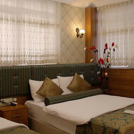 Gross Hotel *